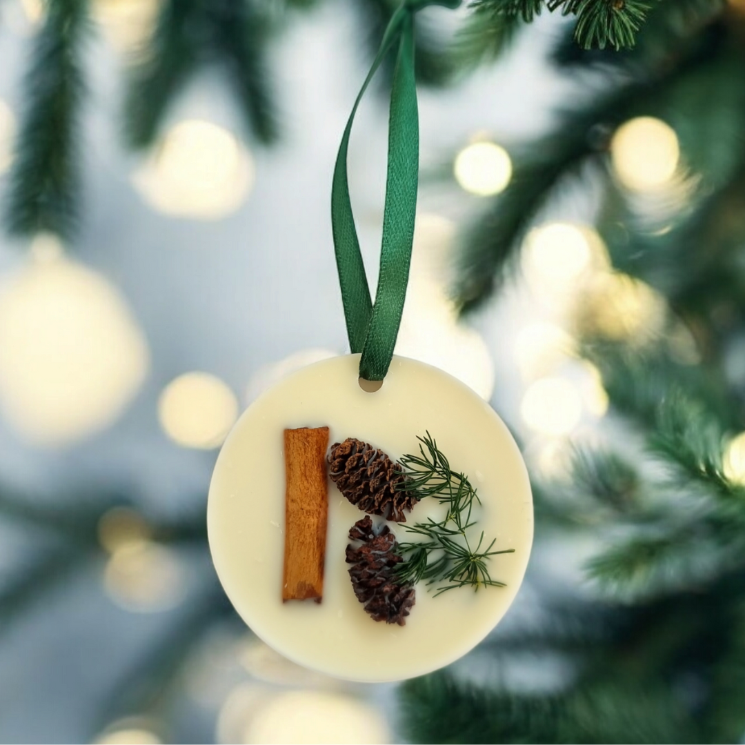 Christmas Spruce Tree Decoration Single - Pine, berries and amber