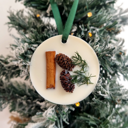 Christmas Spruce Tree Decoration Single - Pine, berries and amber